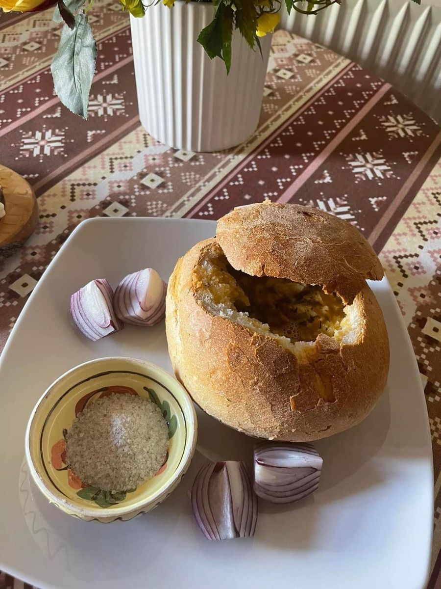 Borș de Hribi în Pâine